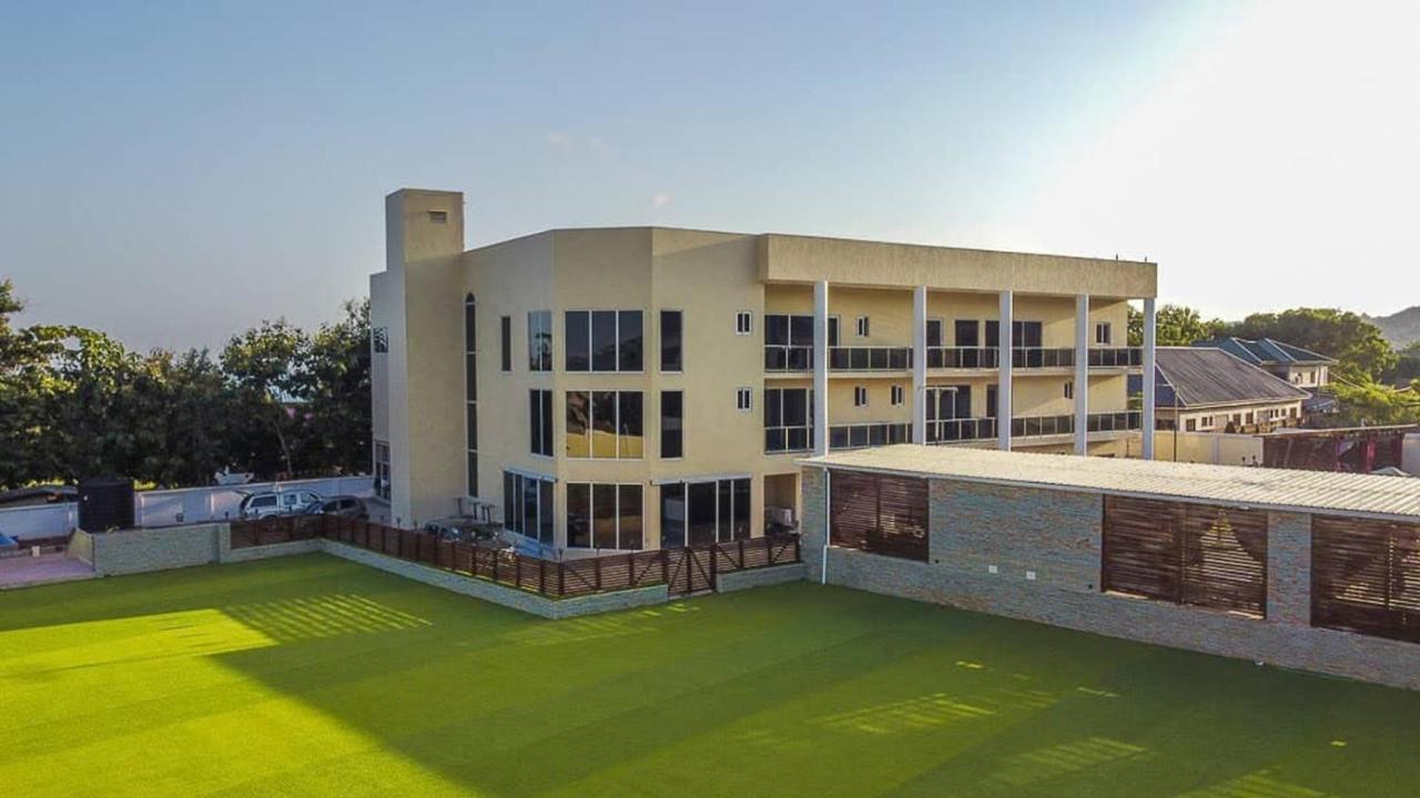 The Platinum Bay Hotel Birekuso Exterior photo