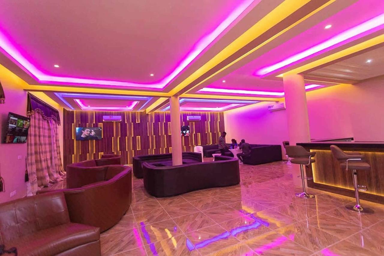 The Platinum Bay Hotel Birekuso Exterior photo